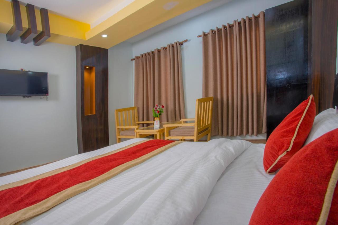 Oyo 260 Hotel Cultural Inn Катманду Экстерьер фото
